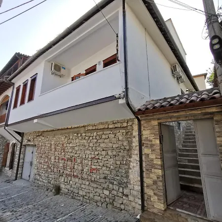 Bujtina Valgent Bed & Breakfast 3*