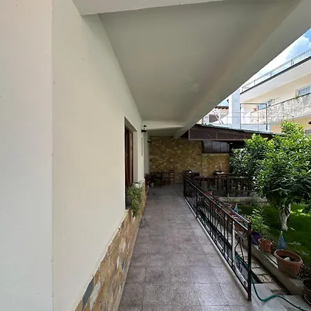 Bujtina Valgent 3* Berat