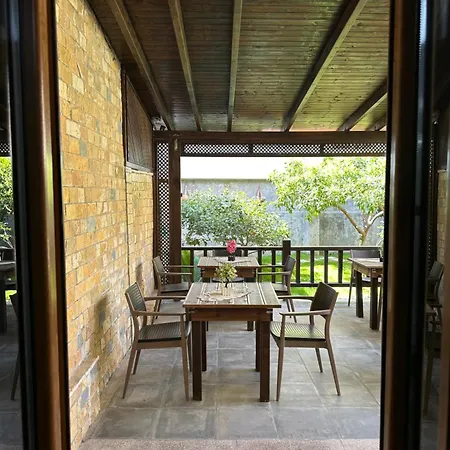 Bujtina Valgent Bed & Breakfast 3*
