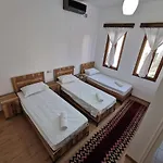 Bujtina Valgent Bed & Breakfast 3*