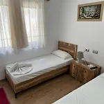 Bujtina Valgent Frühstückspension