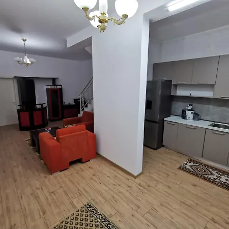 Bujtina Valgent 3* בראט