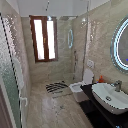 Bujtina Valgent فندق مبيت وإفطار 3*