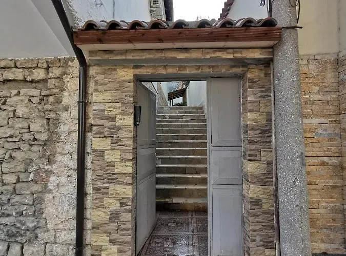 Bujtina Valgent Bed & Breakfast Berat